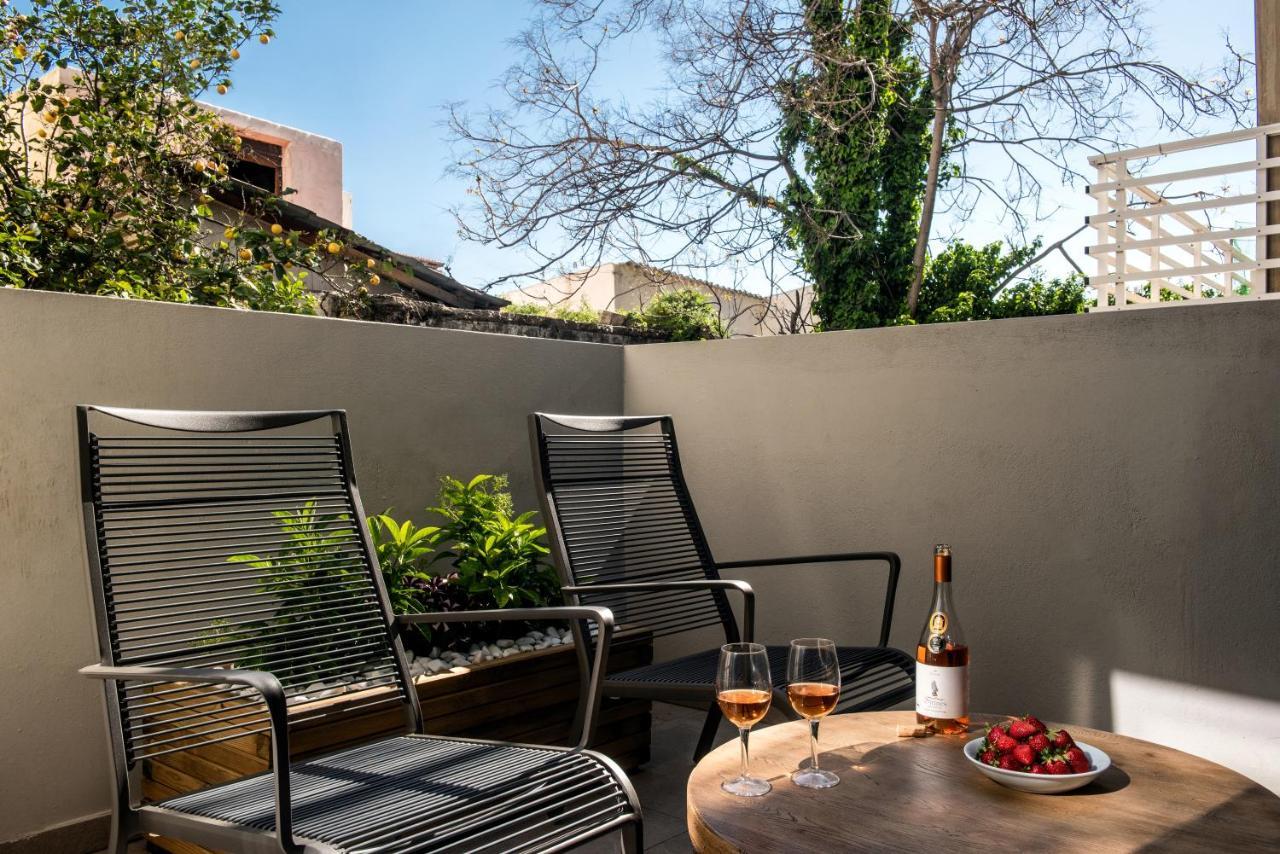 Kipos Boutique Suites Heraklion  ภายนอก รูปภาพ